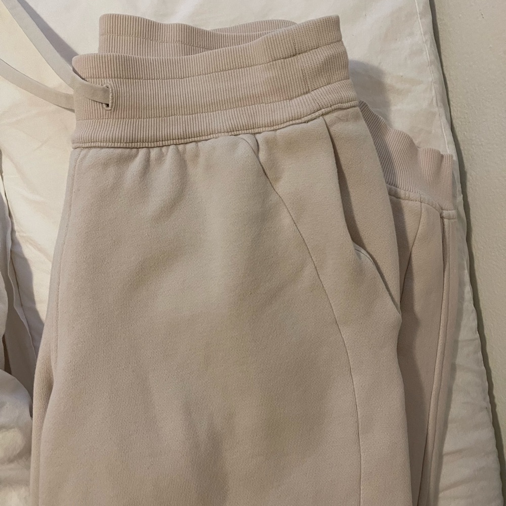 Lululemon white/off-white scuba sweatpants